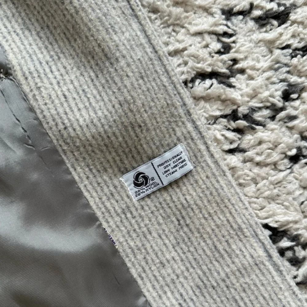 Striped wool coat - Picture 3 of 8